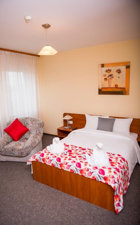 Hotel Classic Rzeszów Zimmer foto